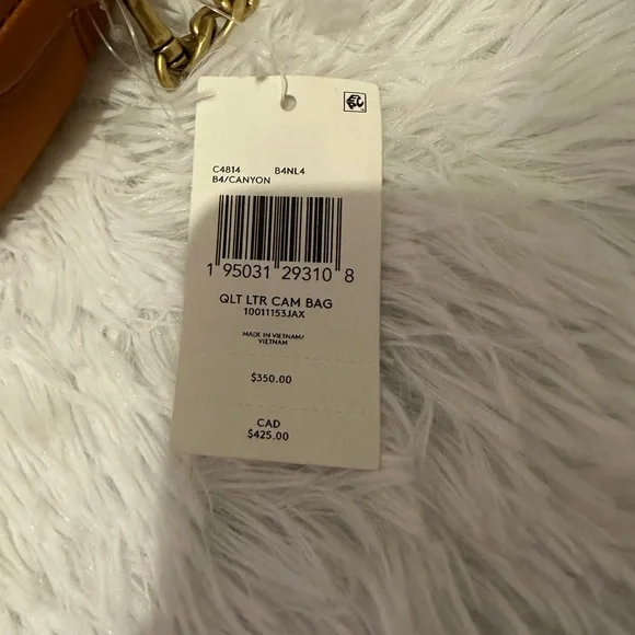 NWT! COACH QUILTED CAMERA BAG